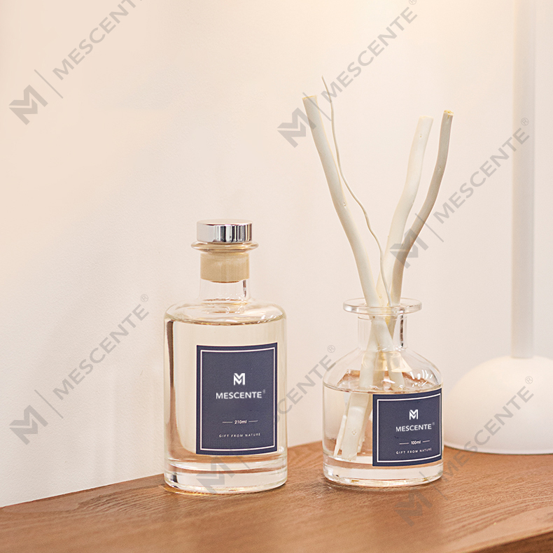 M&Scent পাইকারি বিলাসবহুল কাচের বোতল 2025 নতুন আগমন সর্বশেষ ডিজাইনের রিড ডিফিউজার