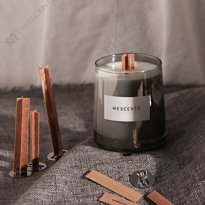 M&Scent বিলাসবহুল কাচের জার ক্রিস্টাল কাঠের উইক্স সুগন্ধযুক্ত সয়া মোম মোমবাতি, বিবাহের মোমবাতি