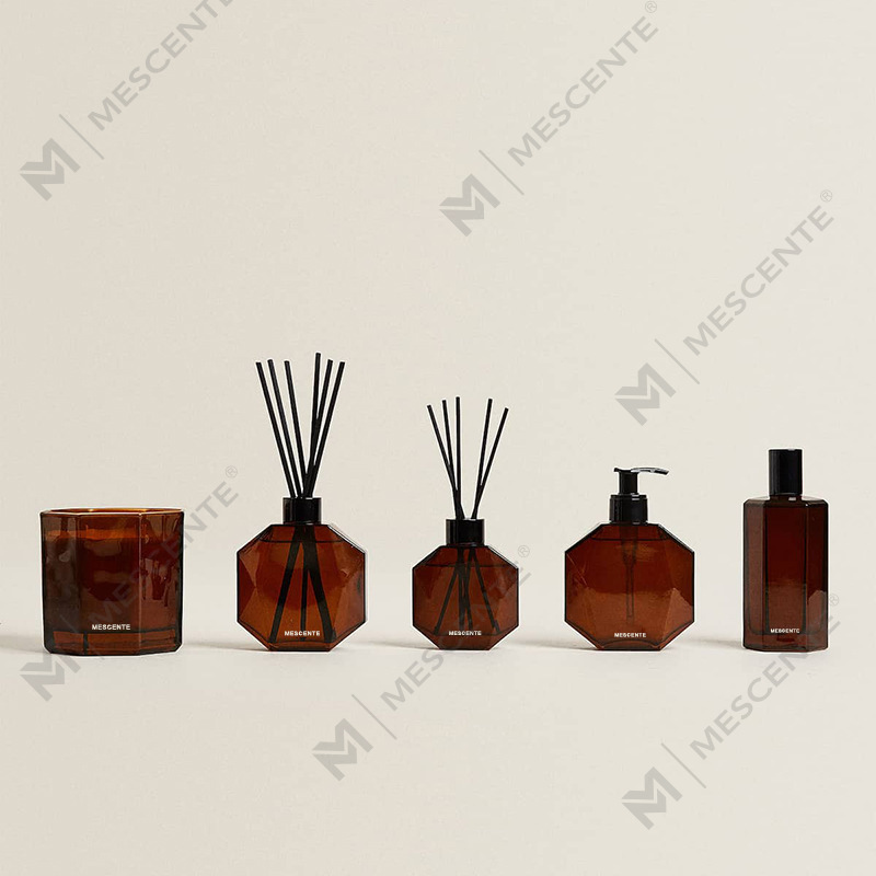 গিফট বক্স সহ M&Scent পাইকারি বিলাসবহুল কাস্টম মিনি বোতল অ্যারোমাথেরাপি রিড ডিফিউজার তেল
