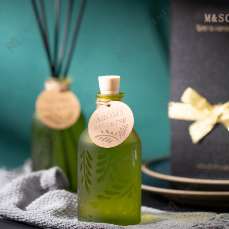 গিফট বক্স সহ M&Scent লাক্সারি কাস্টম প্রাইভেট লেবেল গ্লাস বোতল ফ্লাওয়ার লিকুইড রিড ডিফিউজার