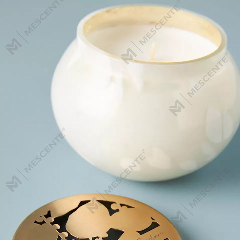 M&scent প্রাইভেট লেবেল কাস্টম হোম ডেকোরেশন বিলাসবহুল কাচের মোমবাতির জার ঢাকনা সহ সয়া মোমের সুগন্ধযুক্ত মোমবাতি