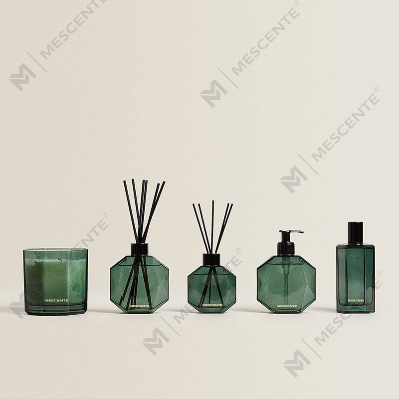 M&Scent কাস্টম ফ্যাক্টরি প্রাইভেট লেবেল গ্লাস জার প্রাকৃতিক সয়া মোম সুগন্ধযুক্ত মোমবাতি