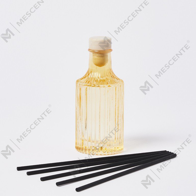 M&Scent কাস্টম 100ml 200ml কাচের বোতল Tatakan Untuk Flower Reed Diffuser