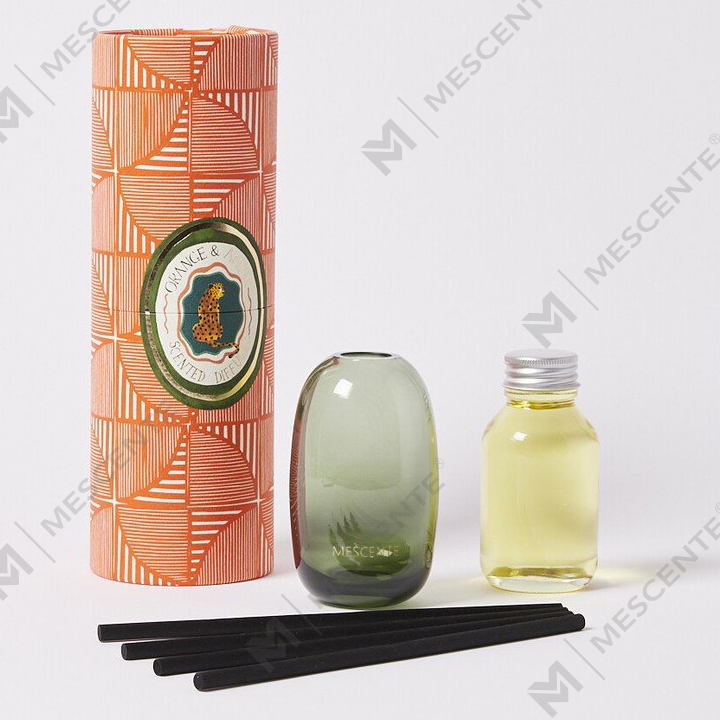 বিলাসবহুল 100ml 200ml 500ml ডায়মন্ড রাউন্ড বোতল লরিস সোলা ফুল অ্যাম্বার ক্রিস্টাল আইফেল পারফিউম রিড ডিফিউজার তেল