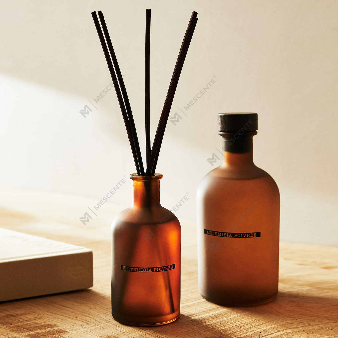 বিলাসবহুল বড় কালো ফ্রস্টেড বোতল 50ml 300ml শুকনো ফুলের ফুলের সুবাস অপরিহার্য তেল রিড ডিফিউজার তেল সেট বাল্ক